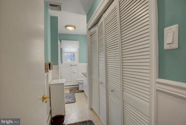 600 SHIPPENSBURG RD, Shippensburg, PA 17257