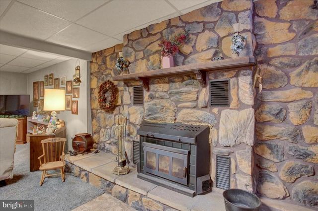 600 SHIPPENSBURG RD, Shippensburg, PA 17257