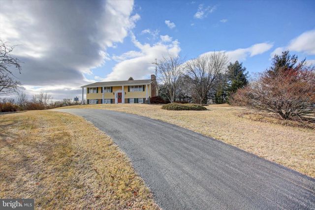 600 SHIPPENSBURG RD, Shippensburg, PA 17257