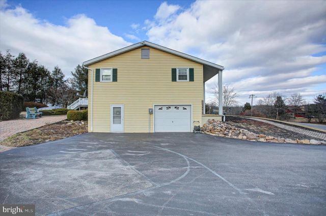 600 SHIPPENSBURG RD, Shippensburg, PA 17257