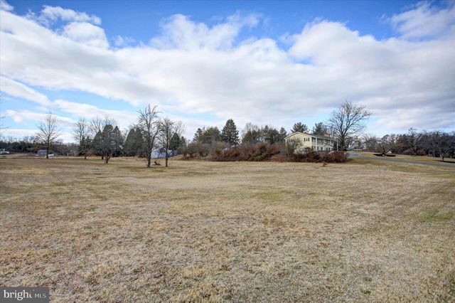 600 SHIPPENSBURG RD, Shippensburg, PA 17257