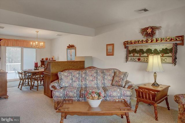 600 SHIPPENSBURG RD, Shippensburg, PA 17257