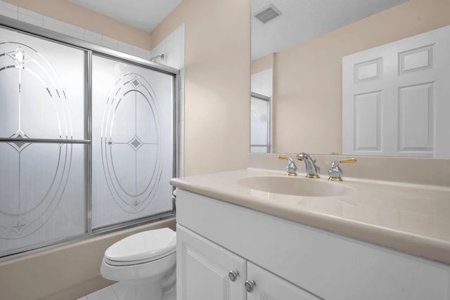 5065 Glenville Drive, Boynton Beach, FL 33437