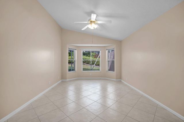 5065 Glenville Drive, Boynton Beach, FL 33437