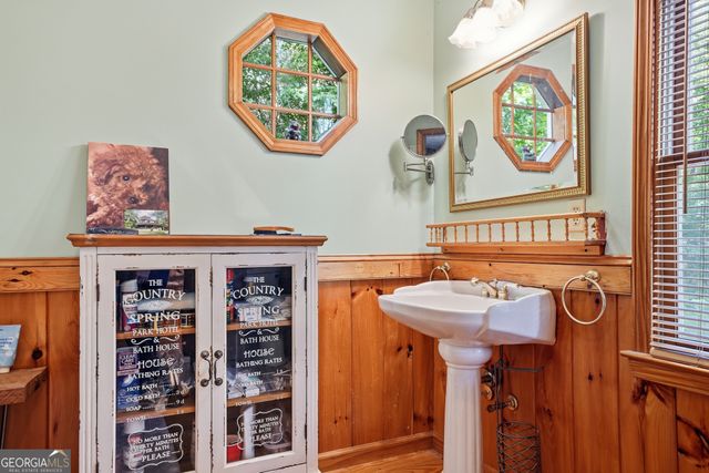 15 Tallulah Court, Ellijay, GA 30540
