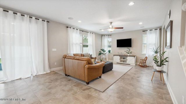 1120 PERSIMMON Drive, Middleburg, FL 32068