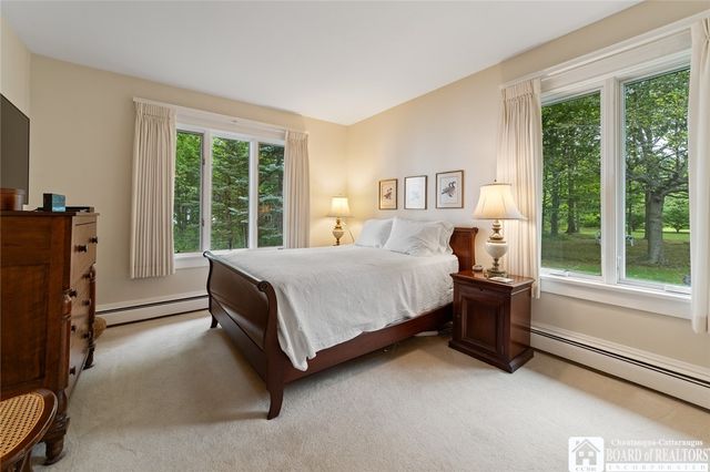 5160 West Lake Road, Dunkirk, NY 14048