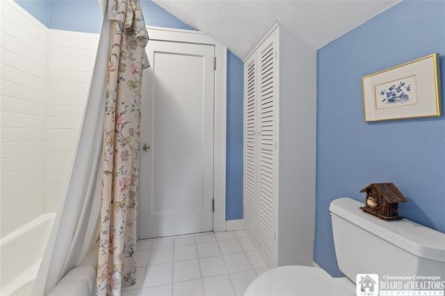 5160 West Lake Road, Dunkirk, NY 14048