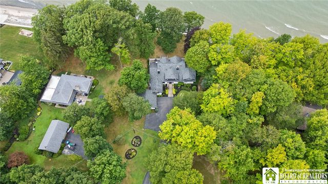 5160 West Lake Road, Dunkirk, NY 14048