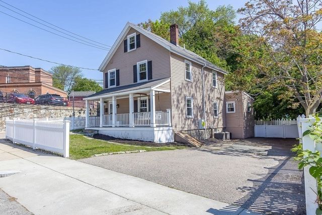 32 Jewett St, Boston, MA 02131