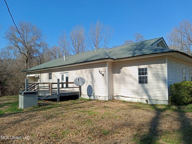 9219 Anding Oil City Road, Bentonia, MS 39040