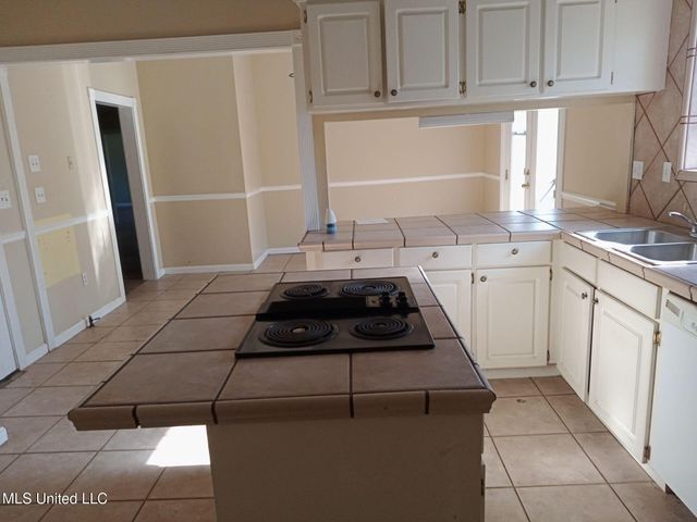 9219 Anding Oil City Road, Bentonia, MS 39040