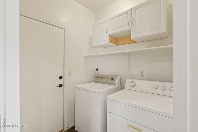 7488 N Bradstreet Drive, Tucson, AZ 85743