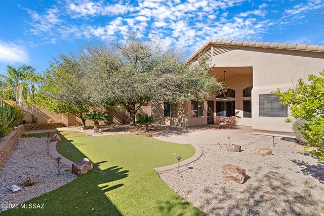 7488 N Bradstreet Drive, Tucson, AZ 85743