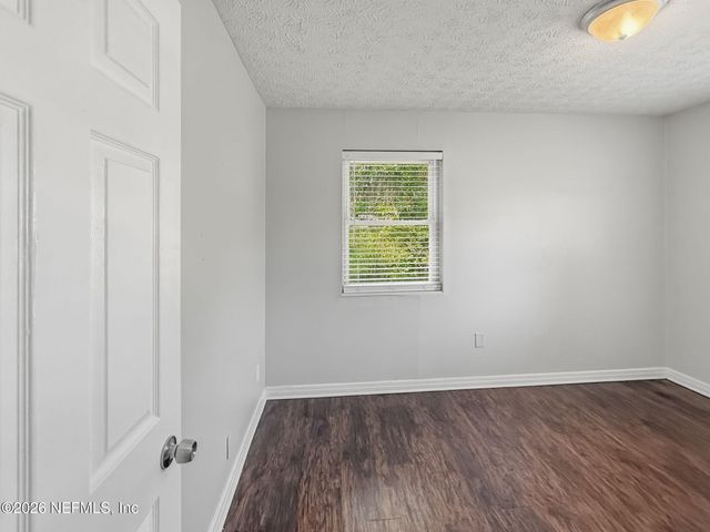 10453 BISCAYNE Boulevard, Jacksonville, FL 32218