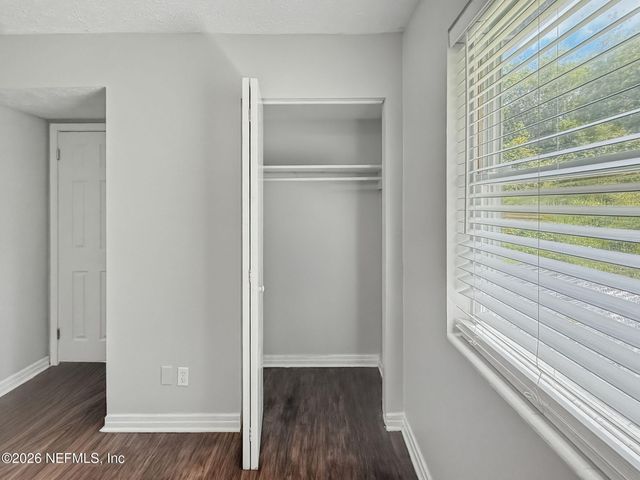 10453 BISCAYNE Boulevard, Jacksonville, FL 32218