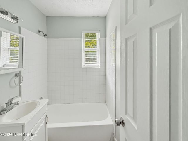 10453 BISCAYNE Boulevard, Jacksonville, FL 32218