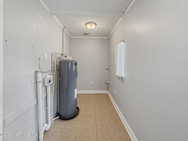 10453 BISCAYNE Boulevard, Jacksonville, FL 32218