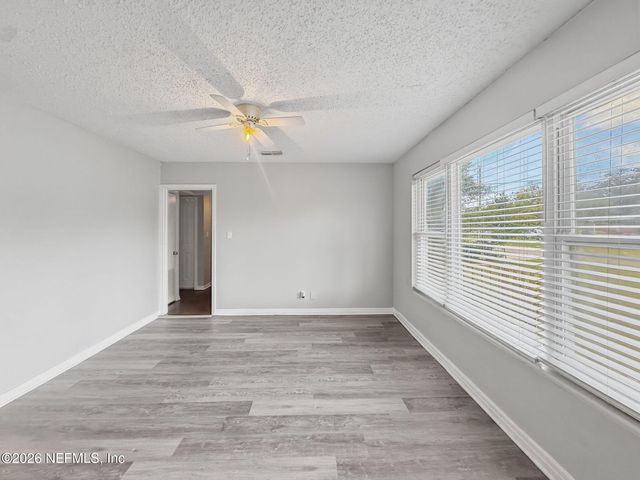 10453 BISCAYNE Boulevard, Jacksonville, FL 32218