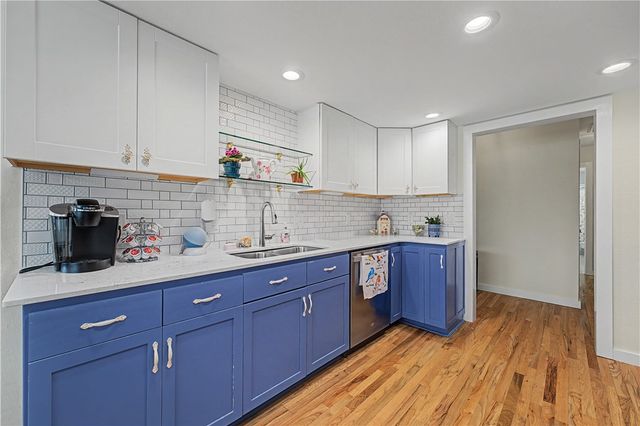 2606 W Beau Drive, Rogers, AR 72758