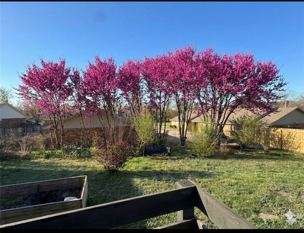 2606 W Beau Drive, Rogers, AR 72758