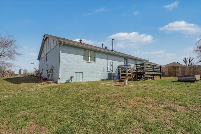 2606 W Beau Drive, Rogers, AR 72758