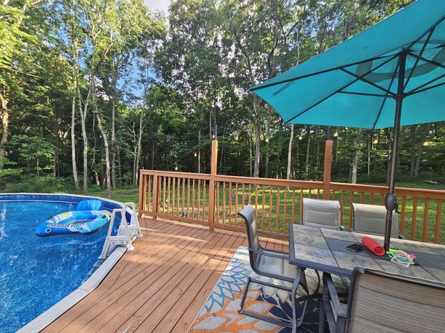 425 Buck Graves Rd, Westmoreland, TN 37186