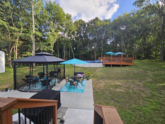 425 Buck Graves Rd, Westmoreland, TN 37186