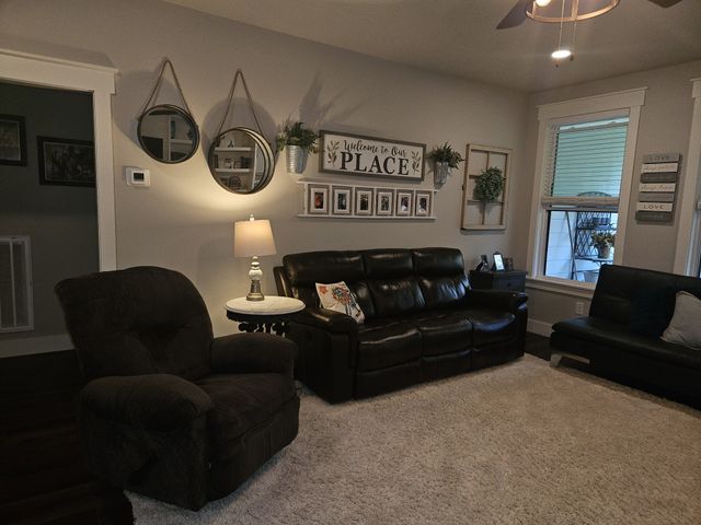 425 Buck Graves Rd, Westmoreland, TN 37186