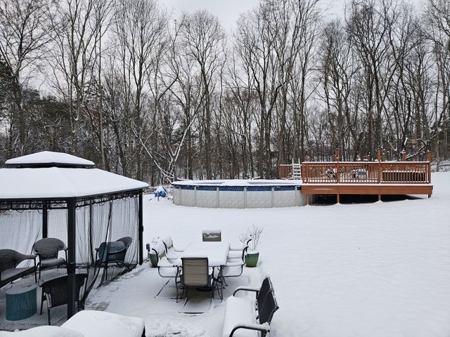 425 Buck Graves Rd, Westmoreland, TN 37186