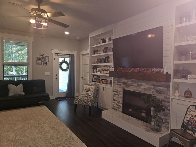 425 Buck Graves Rd, Westmoreland, TN 37186