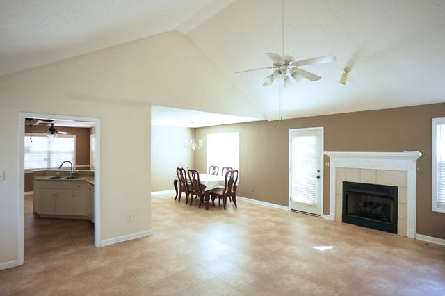 37 Summerset Court, Aiken, SC 29803