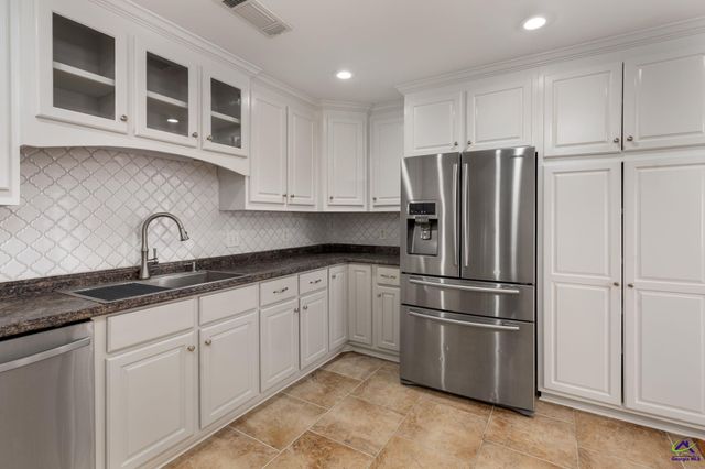 222 Blue Ridge Lane, Warner Robins, GA 31088