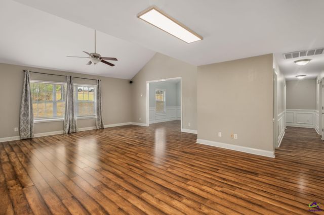 222 Blue Ridge Lane, Warner Robins, GA 31088