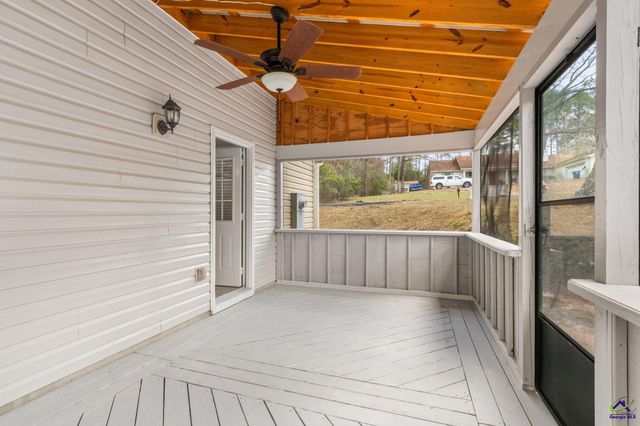 222 Blue Ridge Lane, Warner Robins, GA 31088