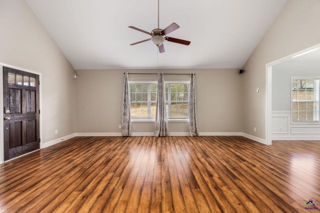 222 Blue Ridge Lane, Warner Robins, GA 31088