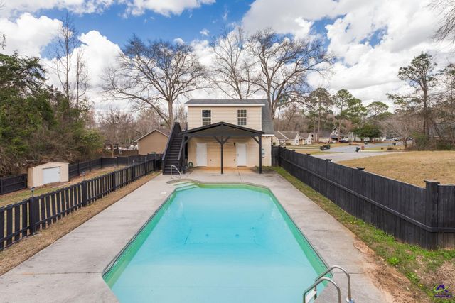 222 Blue Ridge Lane, Warner Robins, GA 31088