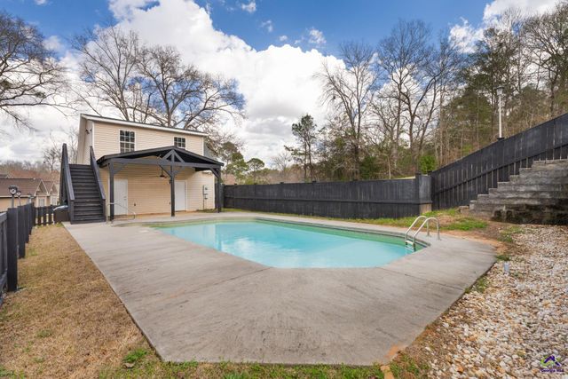 222 Blue Ridge Lane, Warner Robins, GA 31088