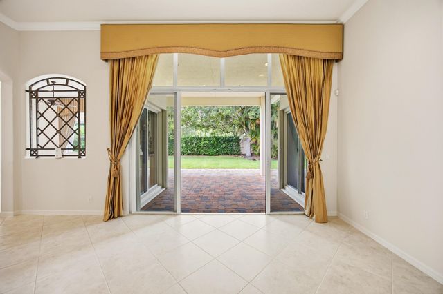 195 Sedona Way, Palm Beach Gardens, FL 33418