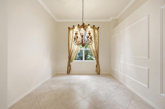 195 Sedona Way, Palm Beach Gardens, FL 33418