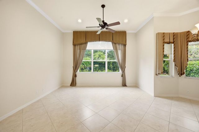 195 Sedona Way, Palm Beach Gardens, FL 33418