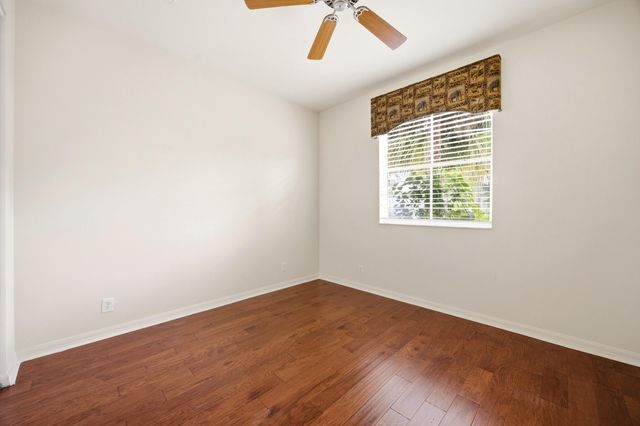 195 Sedona Way, Palm Beach Gardens, FL 33418