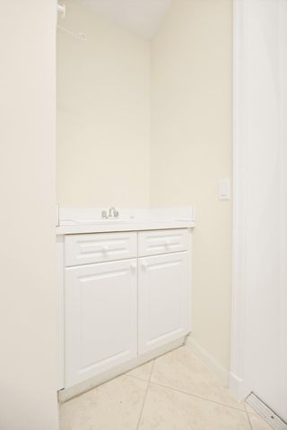 195 Sedona Way, Palm Beach Gardens, FL 33418