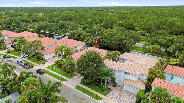 195 Sedona Way, Palm Beach Gardens, FL 33418