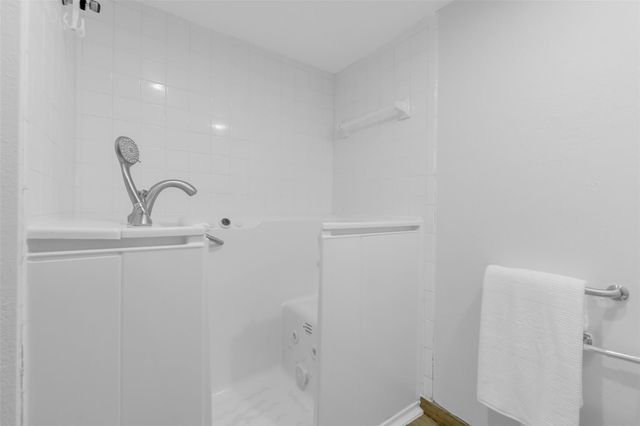 5005 Georgi Lane 156, Houston, TX 77092