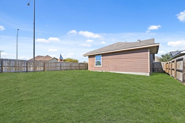 2800 Silver Oak Drive, College Station, TX 77845