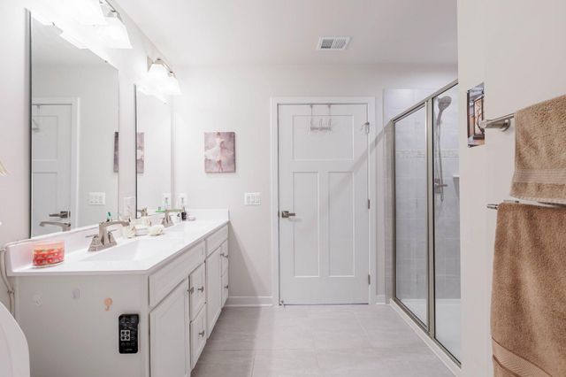 360 SHORTLEAF CIR, Frederick, MD 21702