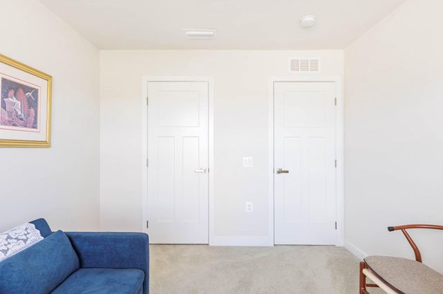 360 SHORTLEAF CIR, Frederick, MD 21702