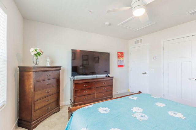 360 SHORTLEAF CIR, Frederick, MD 21702