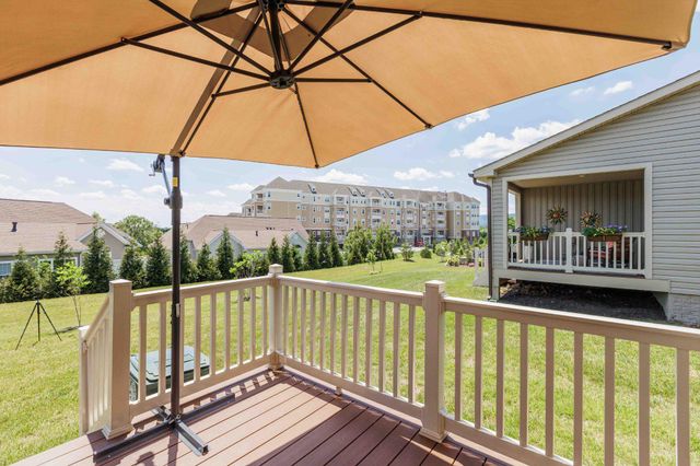 360 SHORTLEAF CIR, Frederick, MD 21702